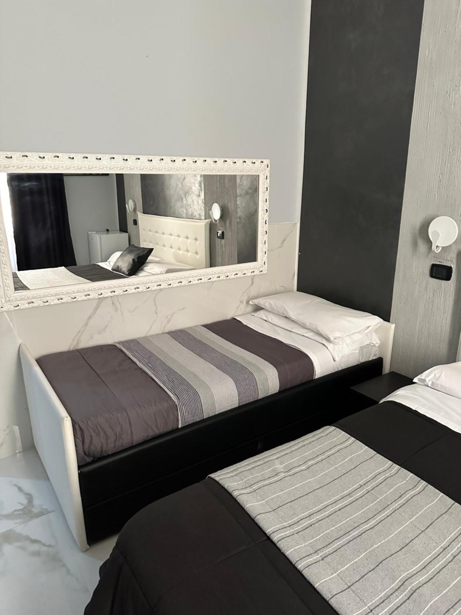 Italy Guest House Рим Экстерьер фото