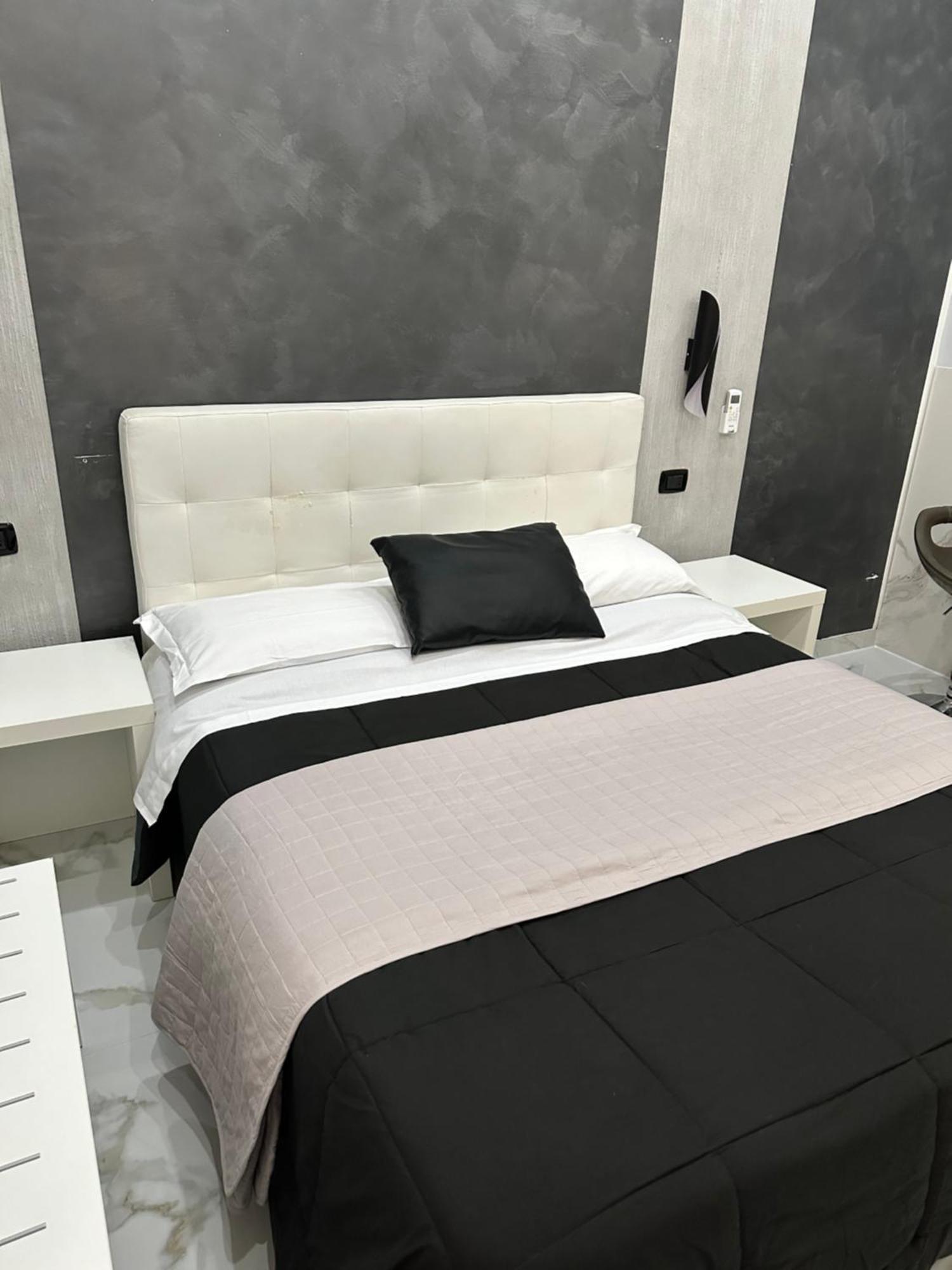 Italy Guest House Рим Экстерьер фото